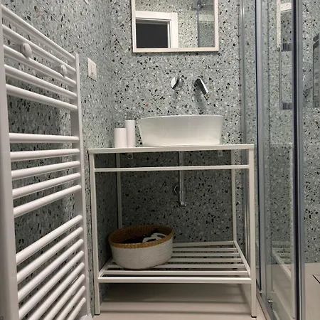 Essenza Di Puglia - Home Holiday Casa Fico Apartment Mola di Bari
