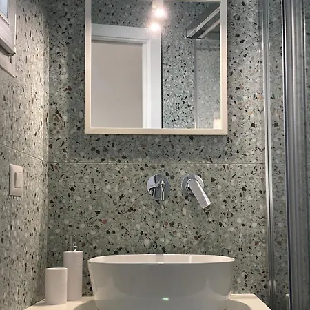 Essenza Di Puglia - Home Holiday Casa Fico Apartment *