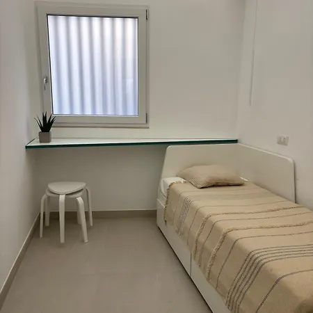 Essenza Di Puglia - Home Holiday Casa Fico Apartment *